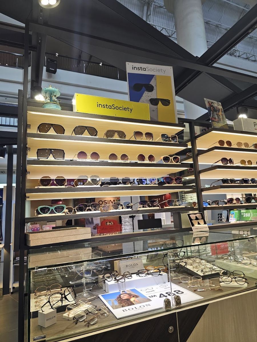 Photo of A-Look Eyewear Sdn. Bhd. @ Subang Parade — optical wholesaler in Subang Jaya, by Kei Basar · Google